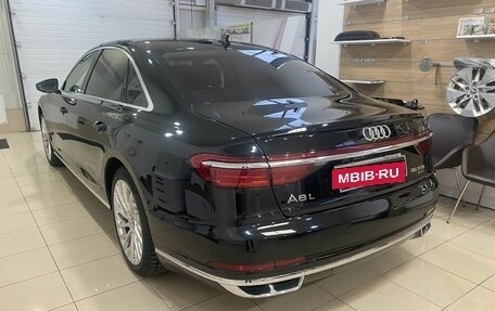 Audi A8, 2018 год, 5 799 000 рублей, 4 фотография