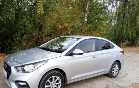 Hyundai Solaris II рестайлинг, 2017 год, 1 450 000 рублей, 10 фотография