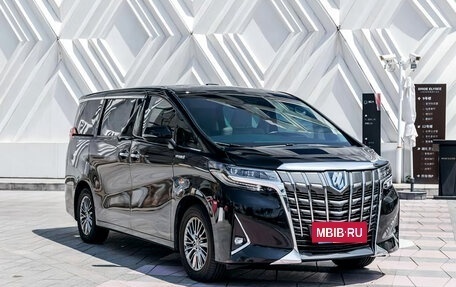 Toyota Alphard III, 2021 год, 7 990 000 рублей, 3 фотография