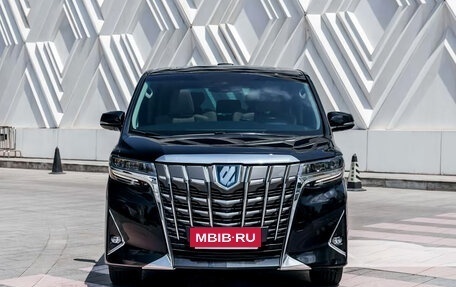 Toyota Alphard III, 2021 год, 7 990 000 рублей, 2 фотография