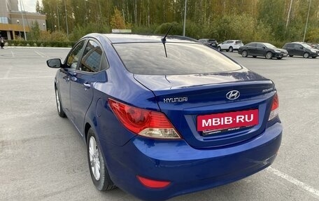 Hyundai Solaris II рестайлинг, 2011 год, 730 000 рублей, 6 фотография