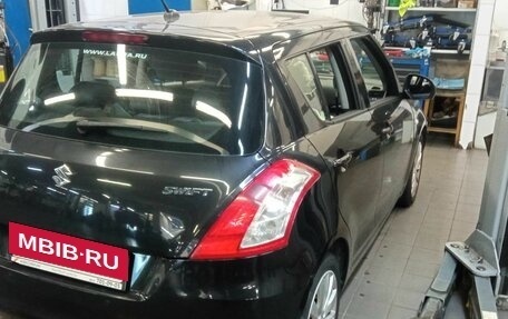 Suzuki Swift IV, 2011 год, 966 000 рублей, 2 фотография