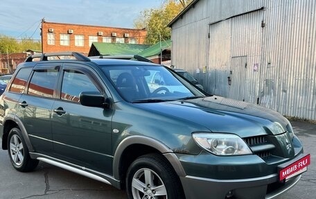 Mitsubishi Outlander III рестайлинг 3, 2005 год, 570 000 рублей, 4 фотография