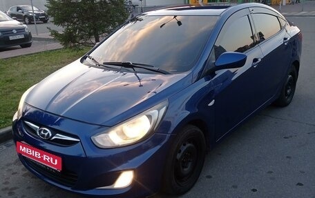 Hyundai Solaris II рестайлинг, 2012 год, 665 000 рублей, 8 фотография