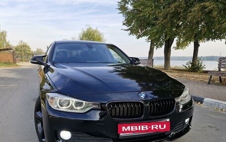 BMW 3 серия, 2013 год, 1 550 000 рублей, 3 фотография