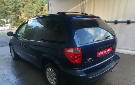 Chrysler Voyager IV, 2001 год, 350 000 рублей, 4 фотография