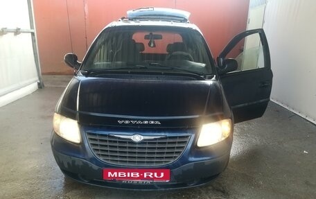 Chrysler Voyager IV, 2001 год, 350 000 рублей, 1 фотография