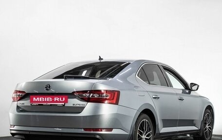 Skoda Superb III рестайлинг, 2018 год, 2 399 000 рублей, 4 фотография