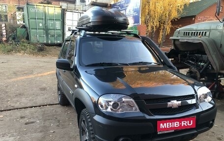 Chevrolet Niva I рестайлинг, 2017 год, 849 999 рублей, 1 фотография