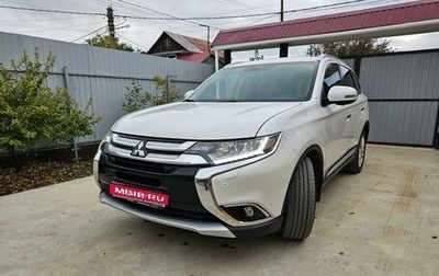 Mitsubishi Outlander III рестайлинг 3, 2018 год, 2 800 000 рублей, 1 фотография