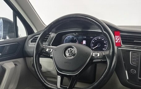 Volkswagen Tiguan II, 2017 год, 2 590 000 рублей, 9 фотография