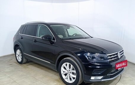 Volkswagen Tiguan II, 2017 год, 2 590 000 рублей, 3 фотография