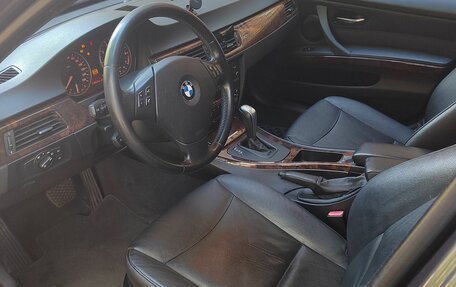 BMW 3 серия, 2007 год, 1 100 000 рублей, 3 фотография