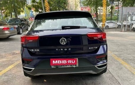 Volkswagen T-Roc I, 2020 год, 1 790 000 рублей, 6 фотография