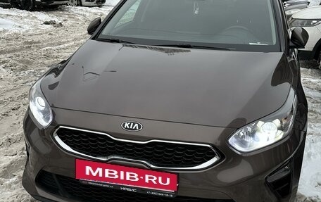 KIA cee'd III, 2019 год, 2 000 000 рублей, 2 фотография