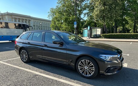 BMW 5 серия, 2018 год, 3 350 000 рублей, 3 фотография