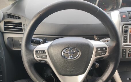 Toyota Verso I, 2012 год, 1 450 000 рублей, 18 фотография