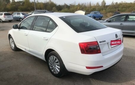 Skoda Octavia, 2015 год, 883 000 рублей, 3 фотография