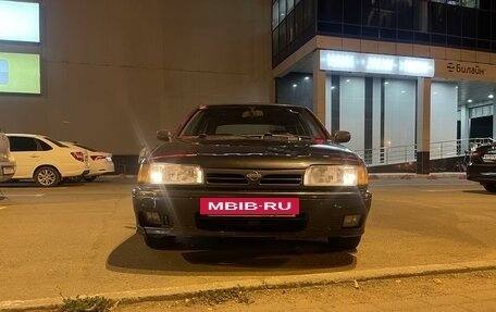 Nissan Primera II рестайлинг, 1992 год, 100 000 рублей, 2 фотография