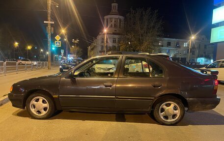 Nissan Primera II рестайлинг, 1992 год, 100 000 рублей, 7 фотография