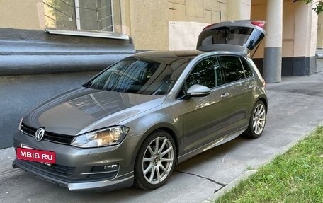 Volkswagen Golf VII, 2014 год, 1 495 000 рублей, 2 фотография