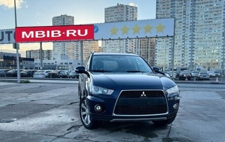 Mitsubishi Outlander III рестайлинг 3, 2010 год, 1 365 000 рублей, 1 фотография