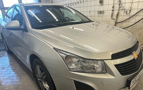 Chevrolet Cruze II, 2014 год, 949 000 рублей, 2 фотография