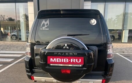 Mitsubishi Pajero IV, 2011 год, 2 350 000 рублей, 3 фотография