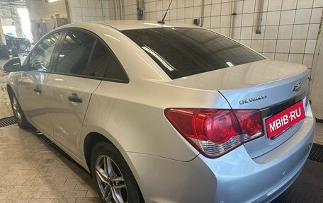 Chevrolet Cruze II, 2014 год, 949 000 рублей, 4 фотография