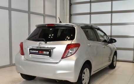 Toyota Vitz, 2013 год, 849 995 рублей, 6 фотография