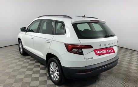 Skoda Karoq I, 2021 год, 2 615 000 рублей, 7 фотография