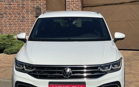 Volkswagen Tiguan II, 2021 год, 4 500 000 рублей, 18 фотография