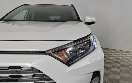 Toyota RAV4, 2020 год, 2 999 000 рублей, 9 фотография