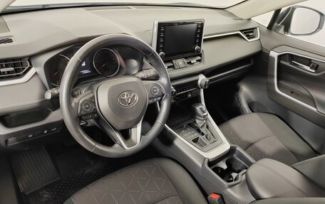 Toyota RAV4, 2020 год, 2 999 000 рублей, 14 фотография