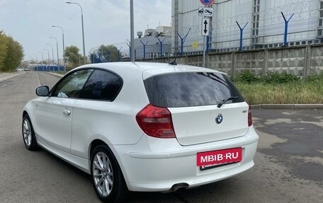 BMW 1 серия, 2011 год, 1 200 000 рублей, 5 фотография