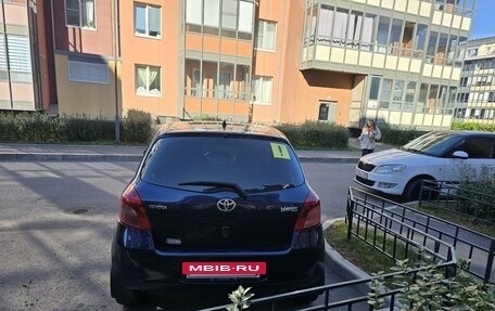 Toyota Yaris III рестайлинг, 2008 год, 560 000 рублей, 14 фотография