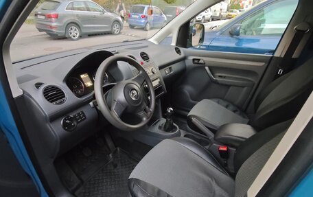 Volkswagen Caddy III рестайлинг, 2012 год, 970 000 рублей, 4 фотография