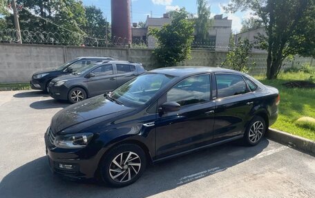 Volkswagen Polo VI (EU Market), 2017 год, 1 200 000 рублей, 2 фотография