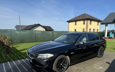 BMW 5 серия, 2012 год, 1 900 000 рублей, 2 фотография