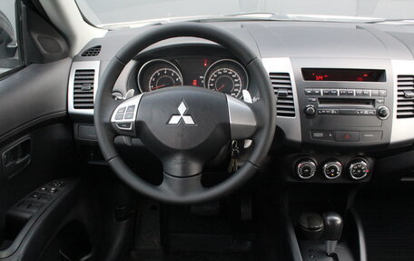 Mitsubishi Outlander III рестайлинг 3, 2011 год, 1 250 000 рублей, 8 фотография