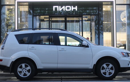 Mitsubishi Outlander III рестайлинг 3, 2011 год, 1 250 000 рублей, 4 фотография