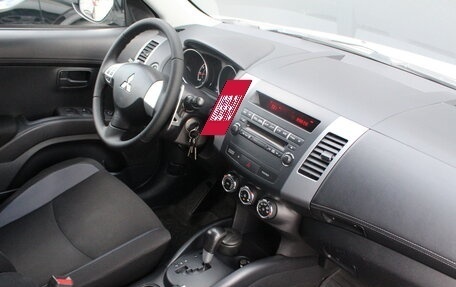 Mitsubishi Outlander III рестайлинг 3, 2011 год, 1 250 000 рублей, 5 фотография