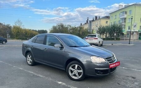 Volkswagen Jetta VI, 2007 год, 750 000 рублей, 2 фотография