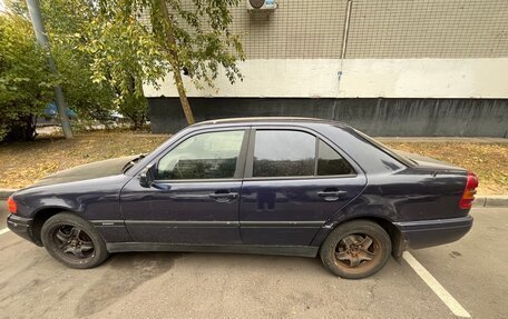 Mercedes-Benz E-Класс, 1995 год, 160 000 рублей, 3 фотография