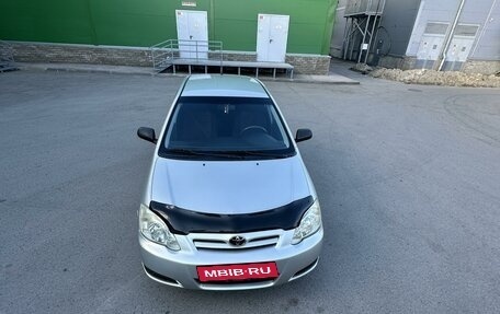 Toyota Corolla, 2004 год, 900 000 рублей, 4 фотография