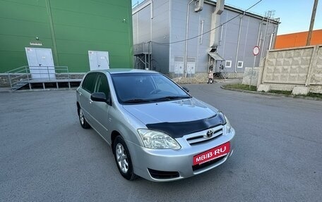 Toyota Corolla, 2004 год, 900 000 рублей, 3 фотография