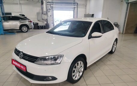 Volkswagen Jetta VI, 2012 год, 1 048 000 рублей, 1 фотография