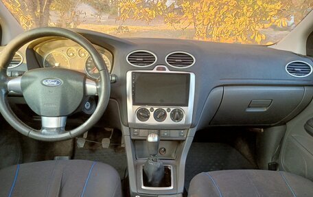 Ford Focus II рестайлинг, 2007 год, 330 000 рублей, 17 фотография