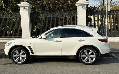 Infiniti QX70, 2014 год, 2 300 000 рублей, 3 фотография