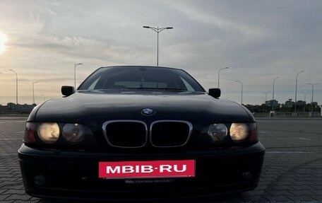 BMW 5 серия, 2001 год, 779 000 рублей, 25 фотография